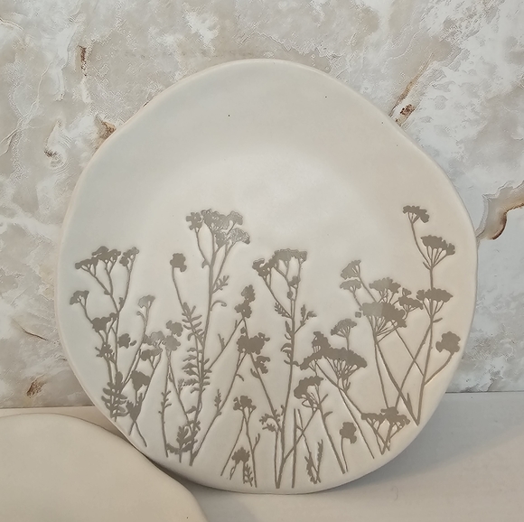 Eli + Ana Wildflower Ridge 8" Salad Plate - Picture 2 of 14